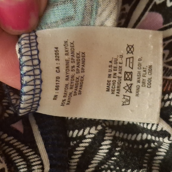 ANTHROPOLOGIE Maeve Crystallism maxi slit skirt Rayon Geometric Patten Size.6 - Picture 7 of 7